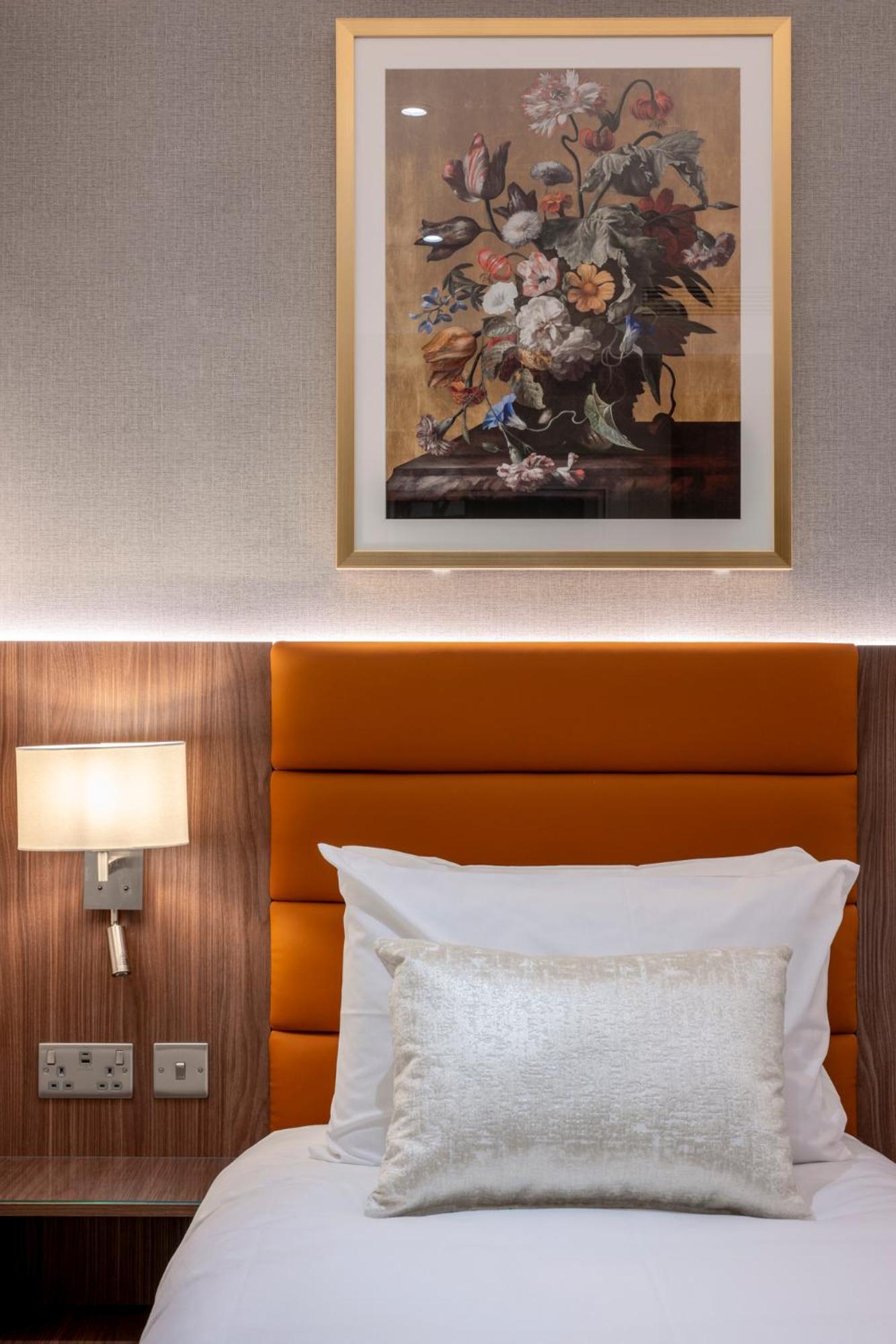 לונדון Grand Concerto Hotel מראה חיצוני תמונה
